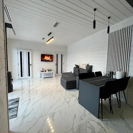 Monemi Holiday home Slavske